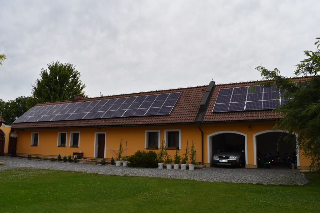 Fotovoltaická elektrárna v Brandýse nad Labem